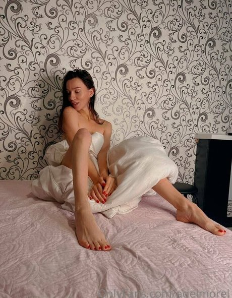 adelmorelproduction hot model gallery