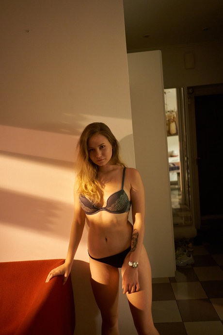 british blonde onlyfans exclusive photo