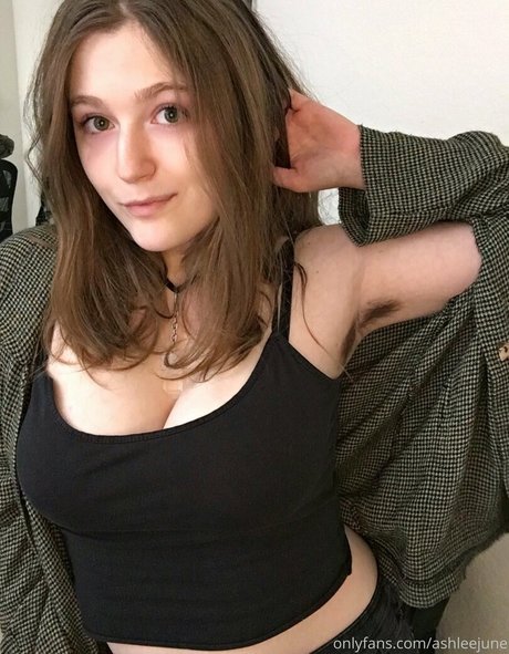 ashleejune star adult pics