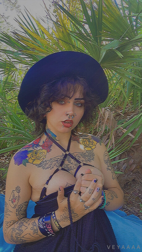 Veyavilla sex model images