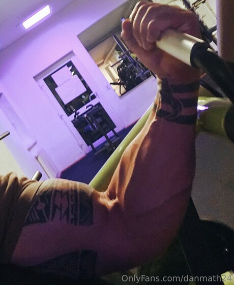 Danmath24 sexy pornstar img