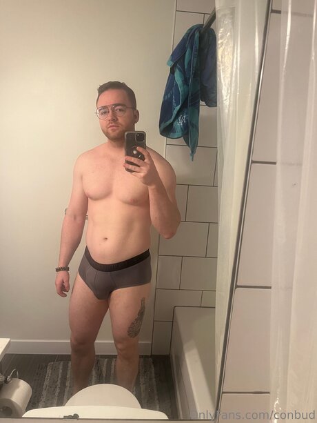 Conbud naked actress image