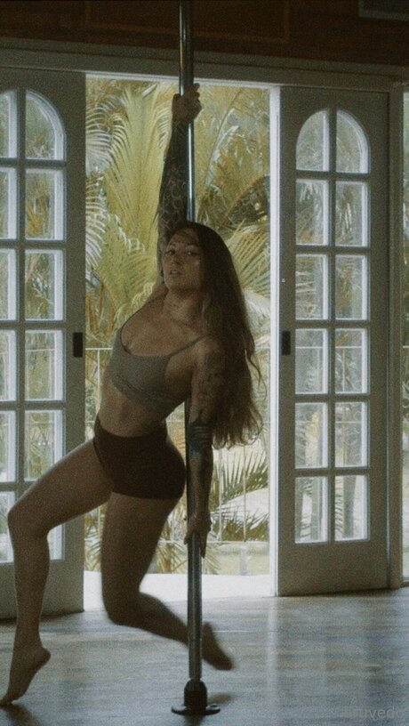 Sirenadamare star nudes galleries