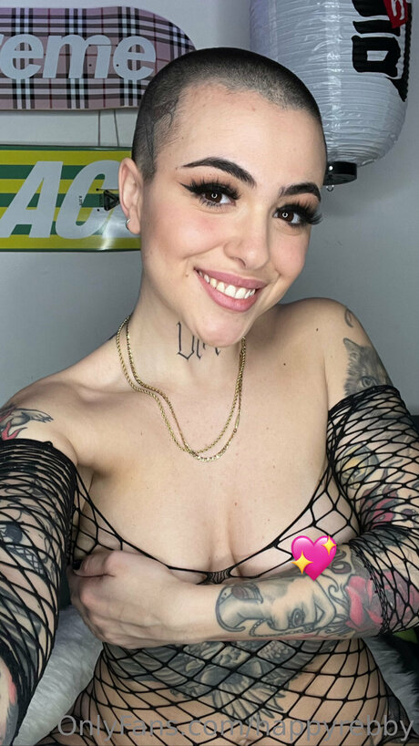 Happyrebby star nudes images