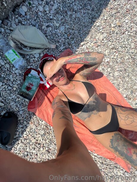 Happyrebby star photo