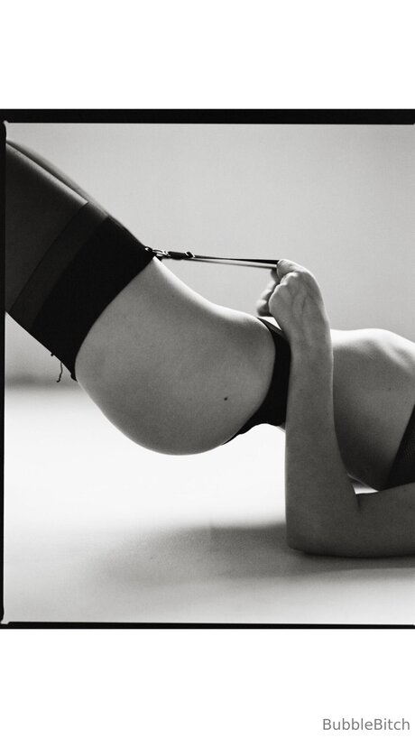 Bubblebitchh model hot photos