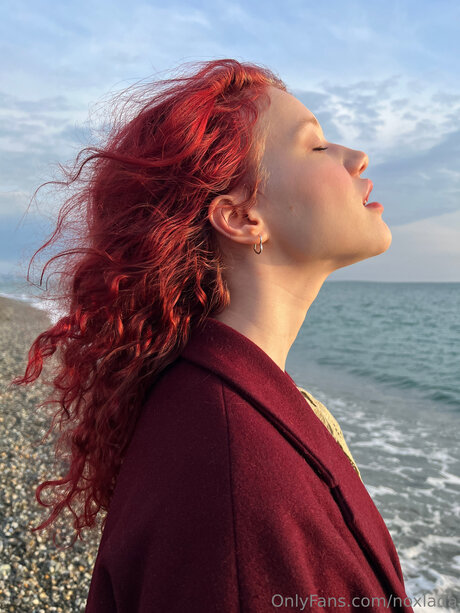 Noxlada erotic actress photo