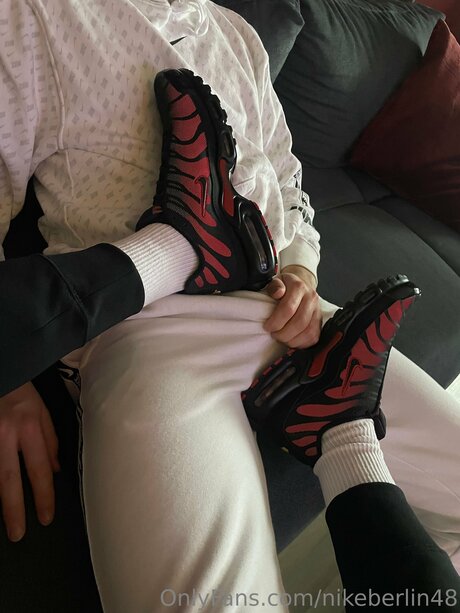 Nikeberlin48 porn star images