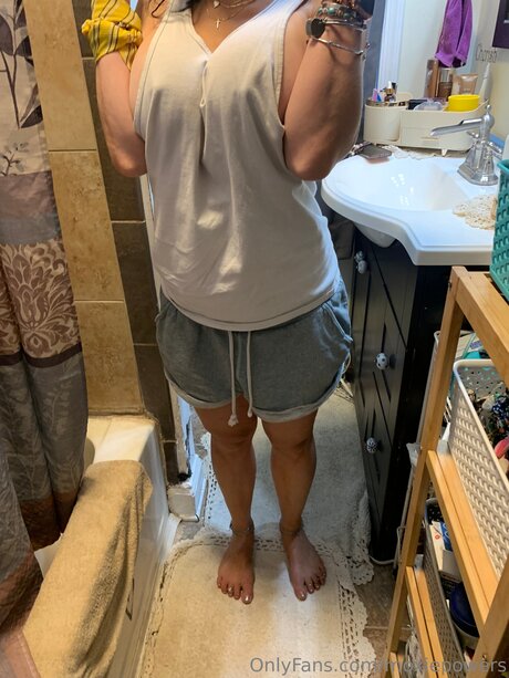 mexican milf onlyfans pornos picture