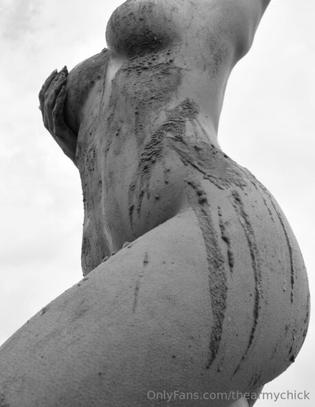 Thearmychick art model archive