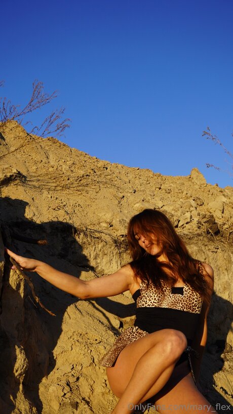 mirror selfie onlyfans adult photos