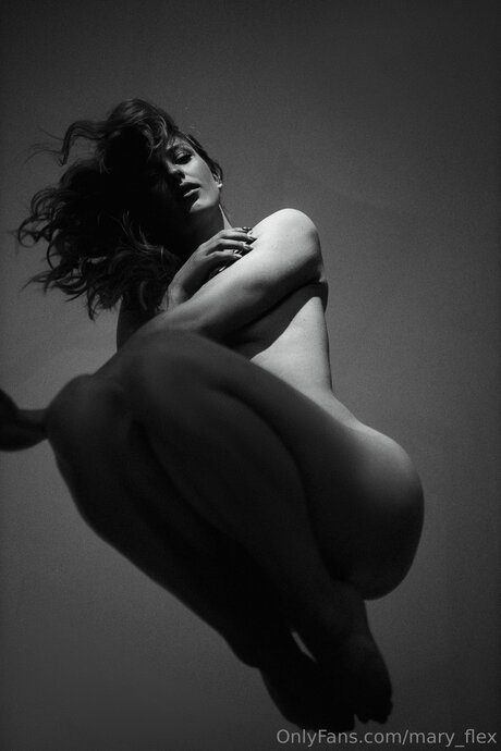 Mary Flex pornstar hot pictures