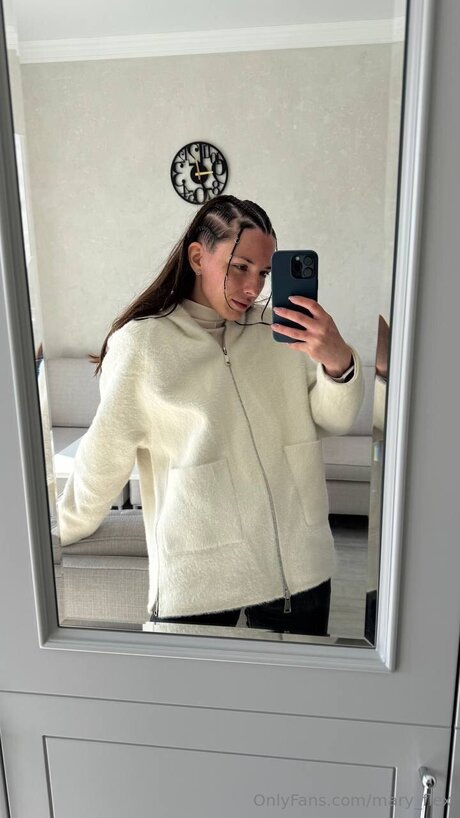 mommy onlyfans xxx photos