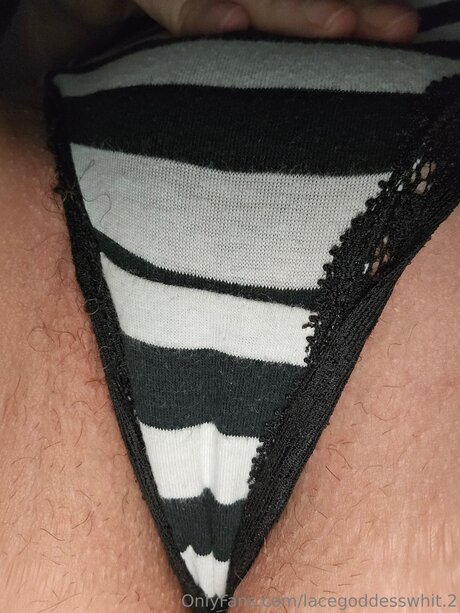 Lacegoddesswhit 2 model nice pic