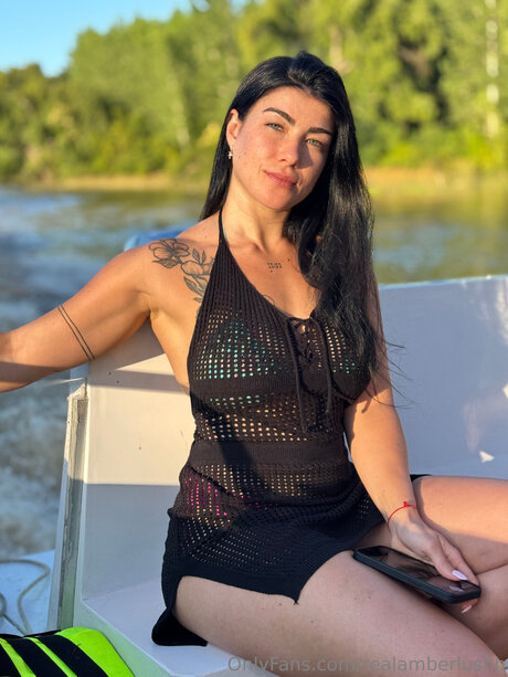 female popular onlyfans free sexy picture