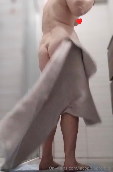 Lacoppiaproibita model pretty img