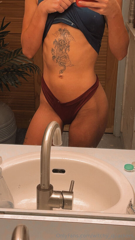 Witchy Quackers beautiful star img