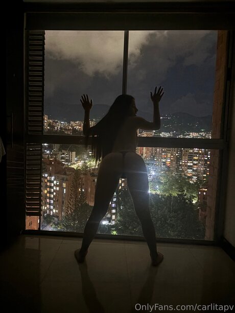 Carlitapv model nudes pic