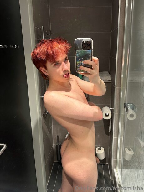 Motomiisha pornographic model photos