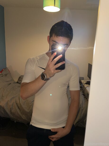 Dominantboyyy nude model gallery