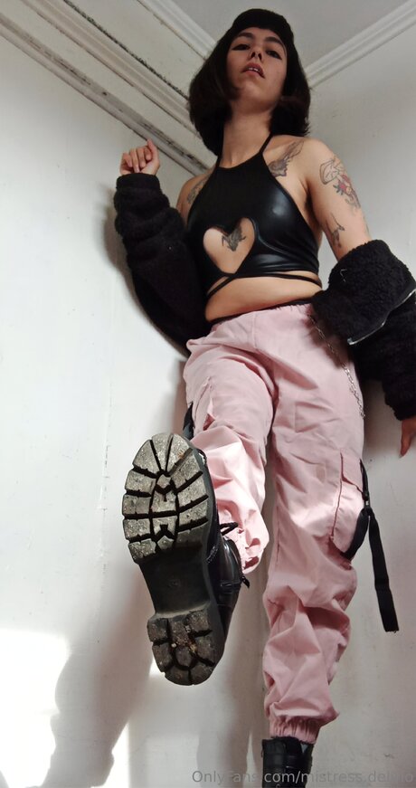 Mistress Delirio adult star images