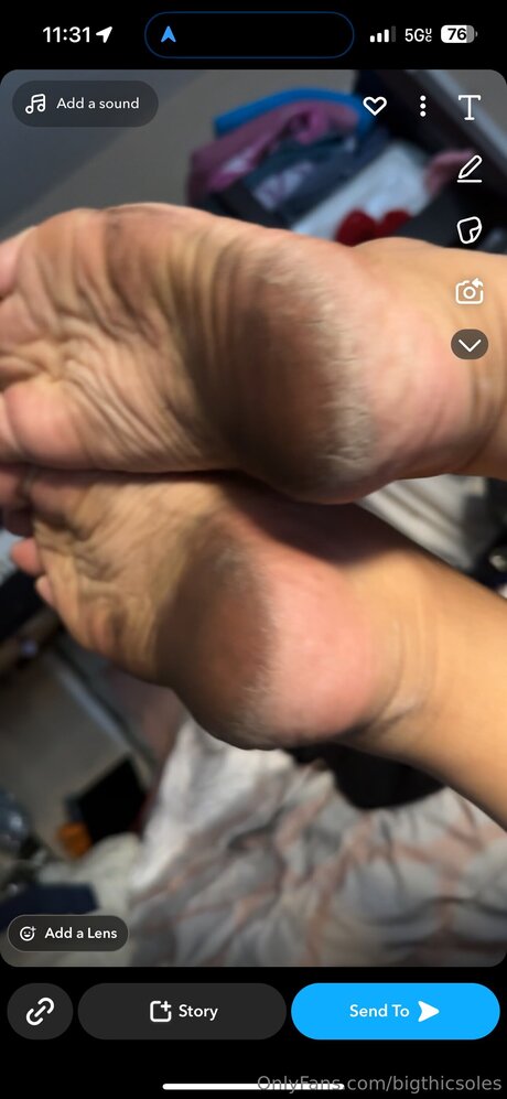 Bigthicsoles pretty model img