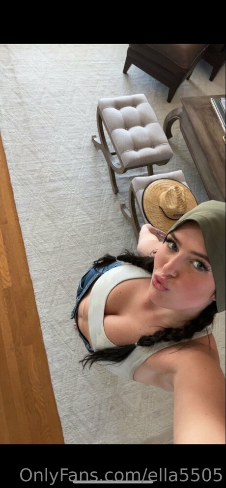 flat chested onlyfans free xxx archive