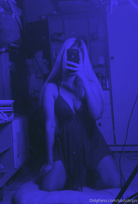 blonde wife onlyfans naked photos