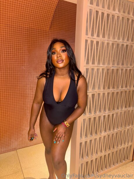 naked onlyfans exclusive pics