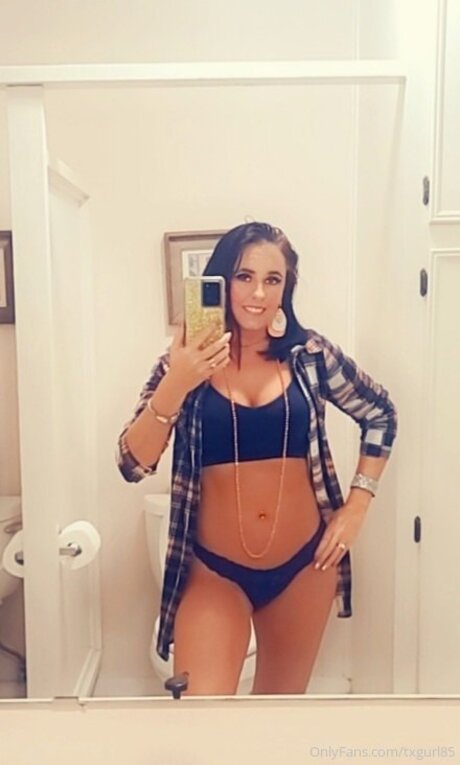 Txgurl85 model sex photo