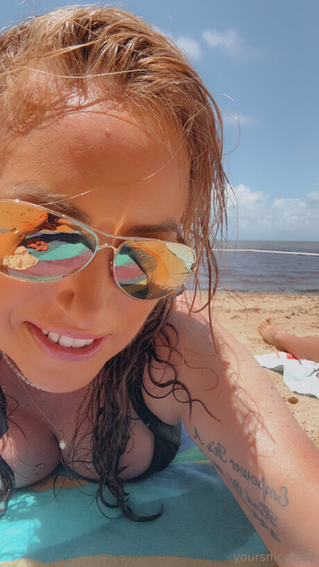 Yoursnicole22 pornographic star img