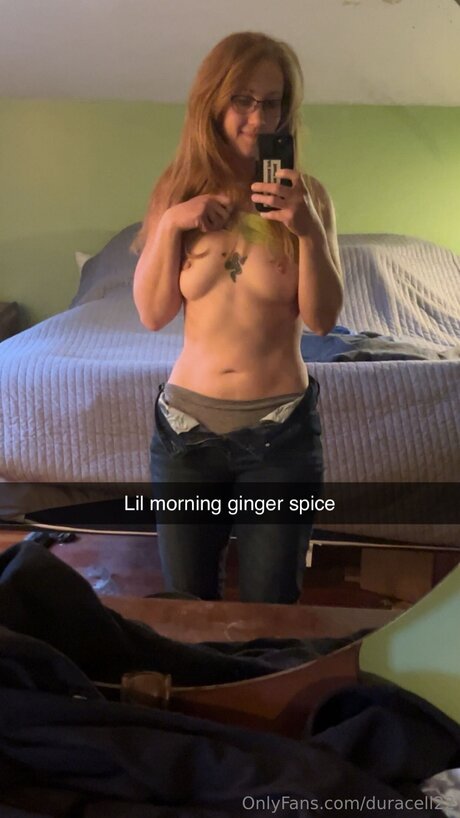 Duracell22 hot model photo