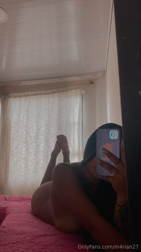 M4rian27 Photo Gallery