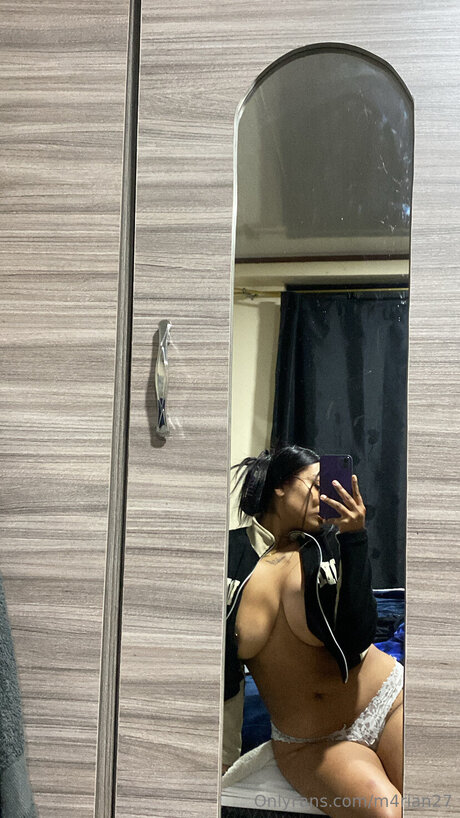 M4rian27 pretty model archive