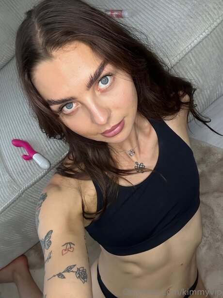 Kimmyvip erotic model gallery