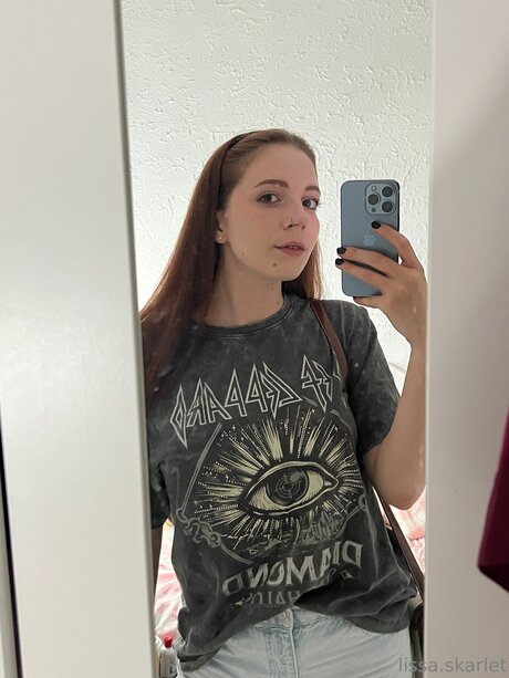 Lissa Skarlet star pornographic photos