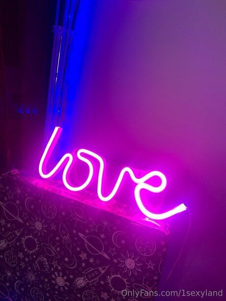 Smexyland star adult gallery