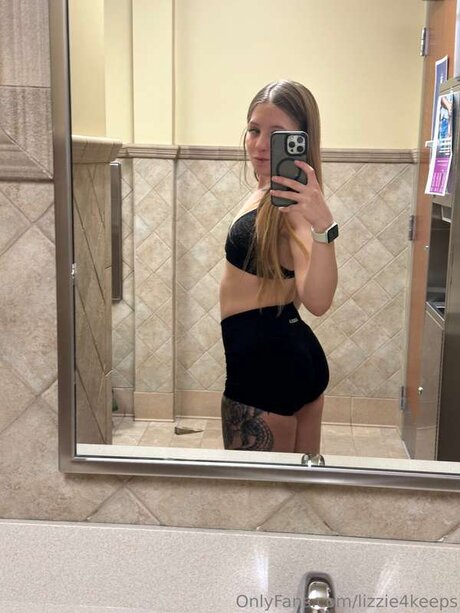 Lizzie4keeps pornstar pretty image