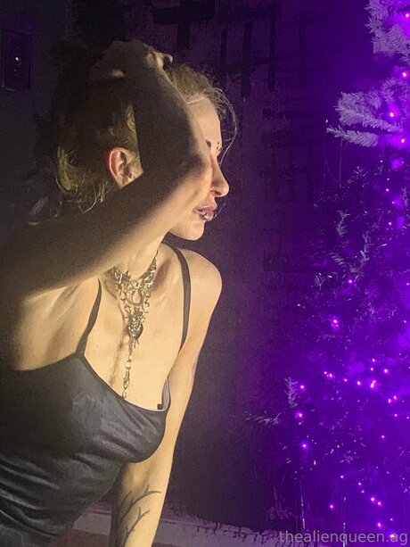 Aliengirlalt Free star nudes img