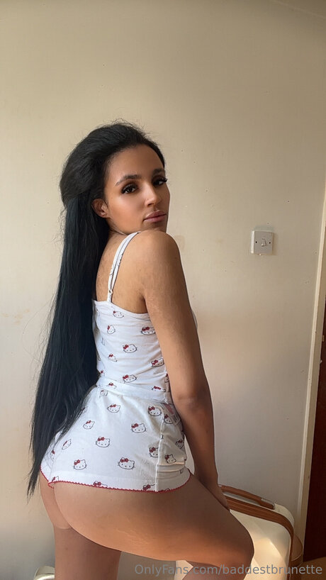 Baddestbrunette nude star images