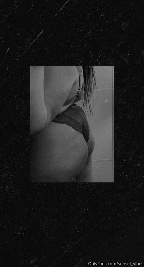 Sunset Vibes pornstar hot gallery