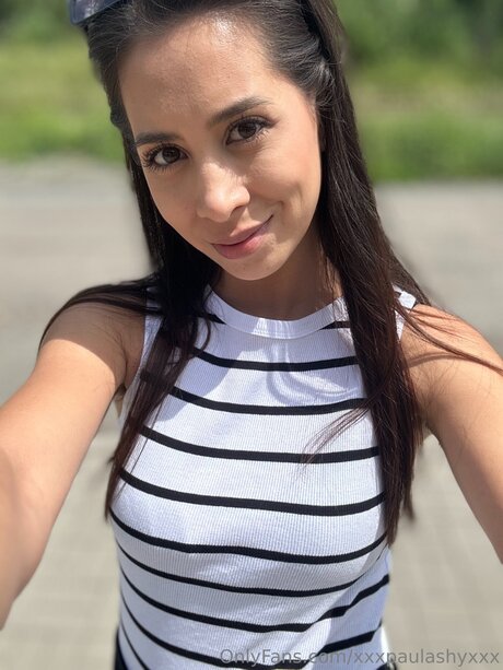 Xxxpaulashyxxx pretty actress images