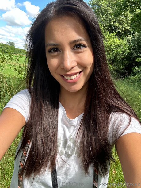 Xxxpaulashyxxx adult actress gallery