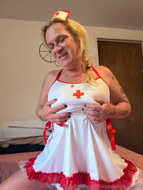 Blueeyesbabe80 sexy actress img