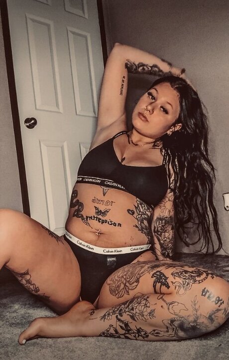 skinny shemale onlyfans pornos picture