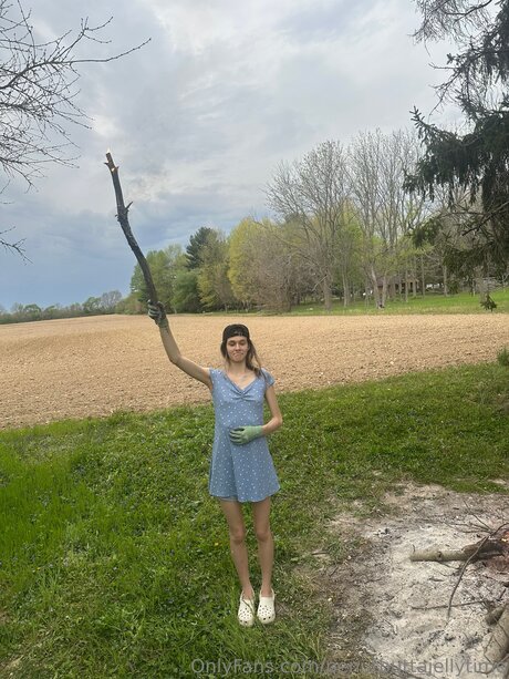 Penutbuttajellytime model erotic image