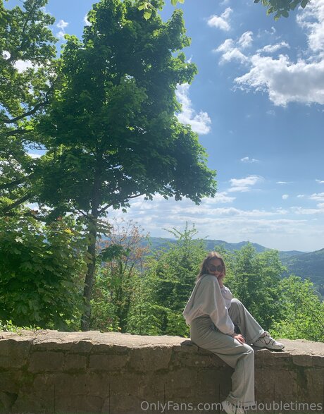 Juliadoubletimes hd actress pictures