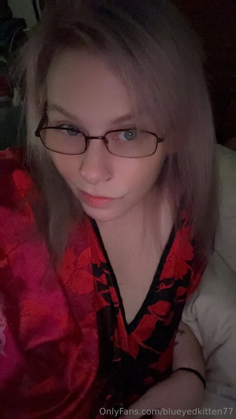 Blueyedkitten77 star nudes image