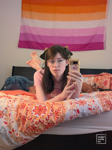 Violetcutie top actress galleries