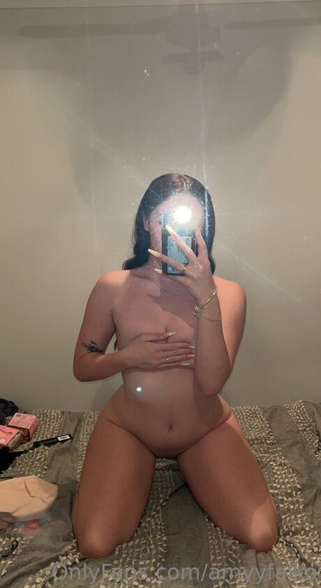 Amyykiss star top archive